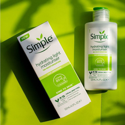 کرم مرطوبکننده غنی Simple Rich Moisturiser – حجم ۱۲۵ میلیلیتر